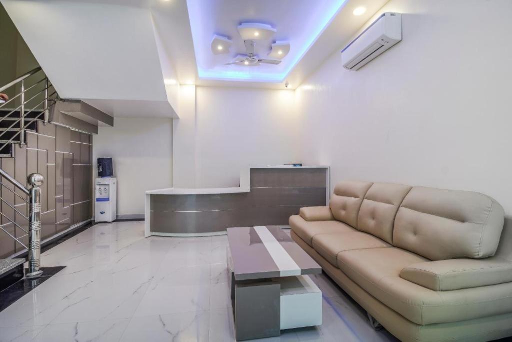 Hotel Classic Paradise New Delhi Extérieur photo
