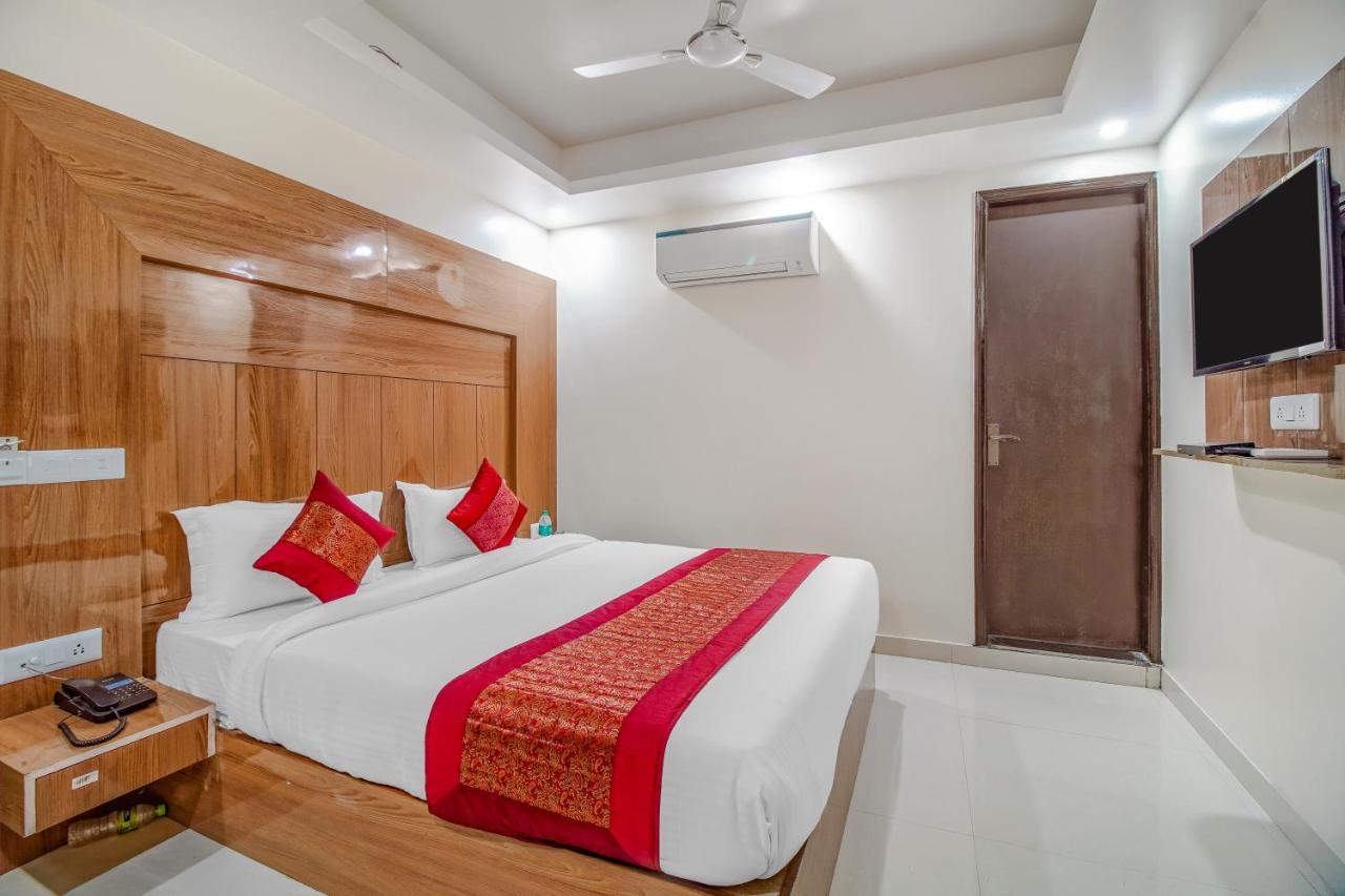 Hotel Classic Paradise New Delhi Extérieur photo