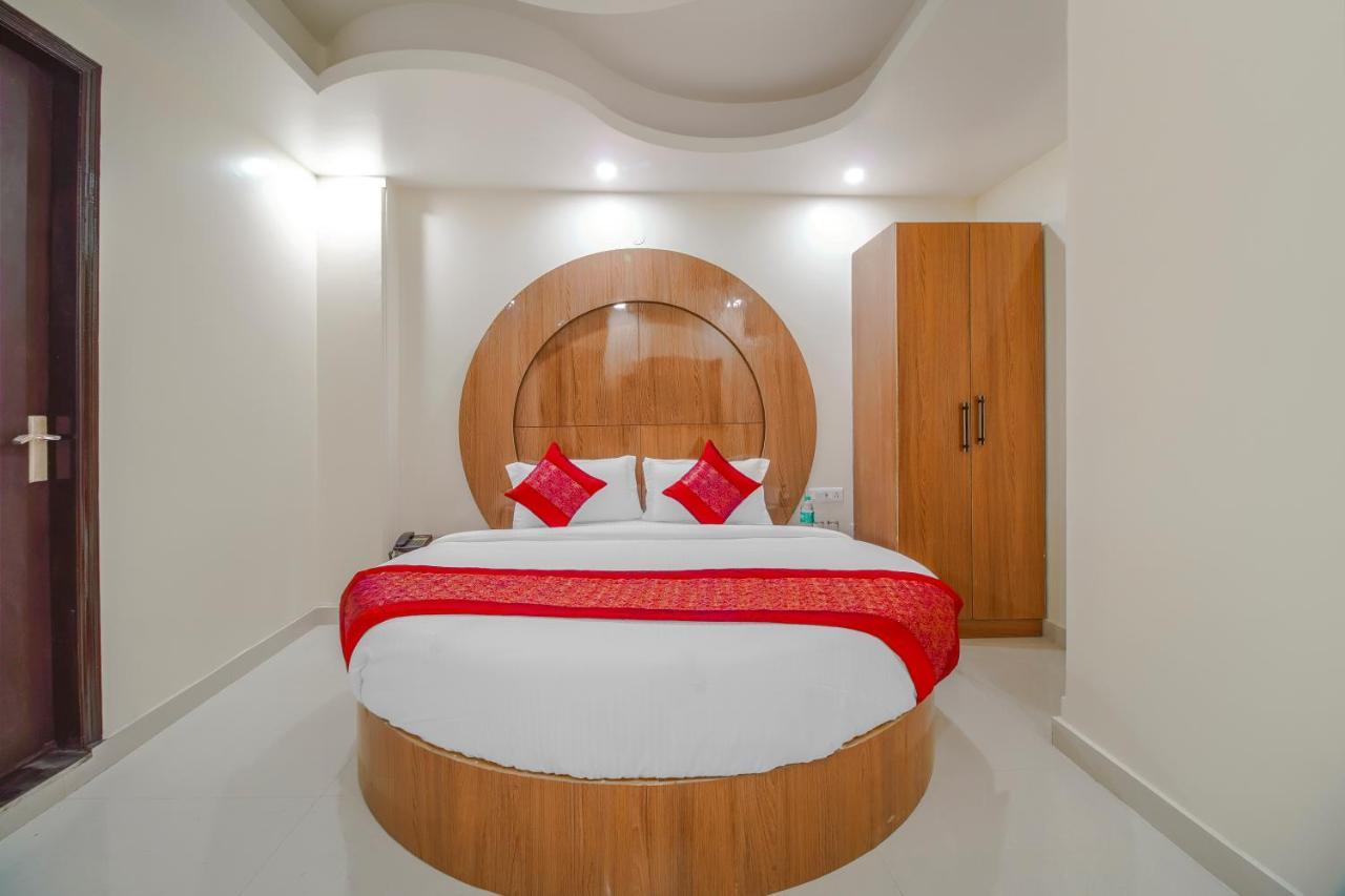 Hotel Classic Paradise New Delhi Extérieur photo