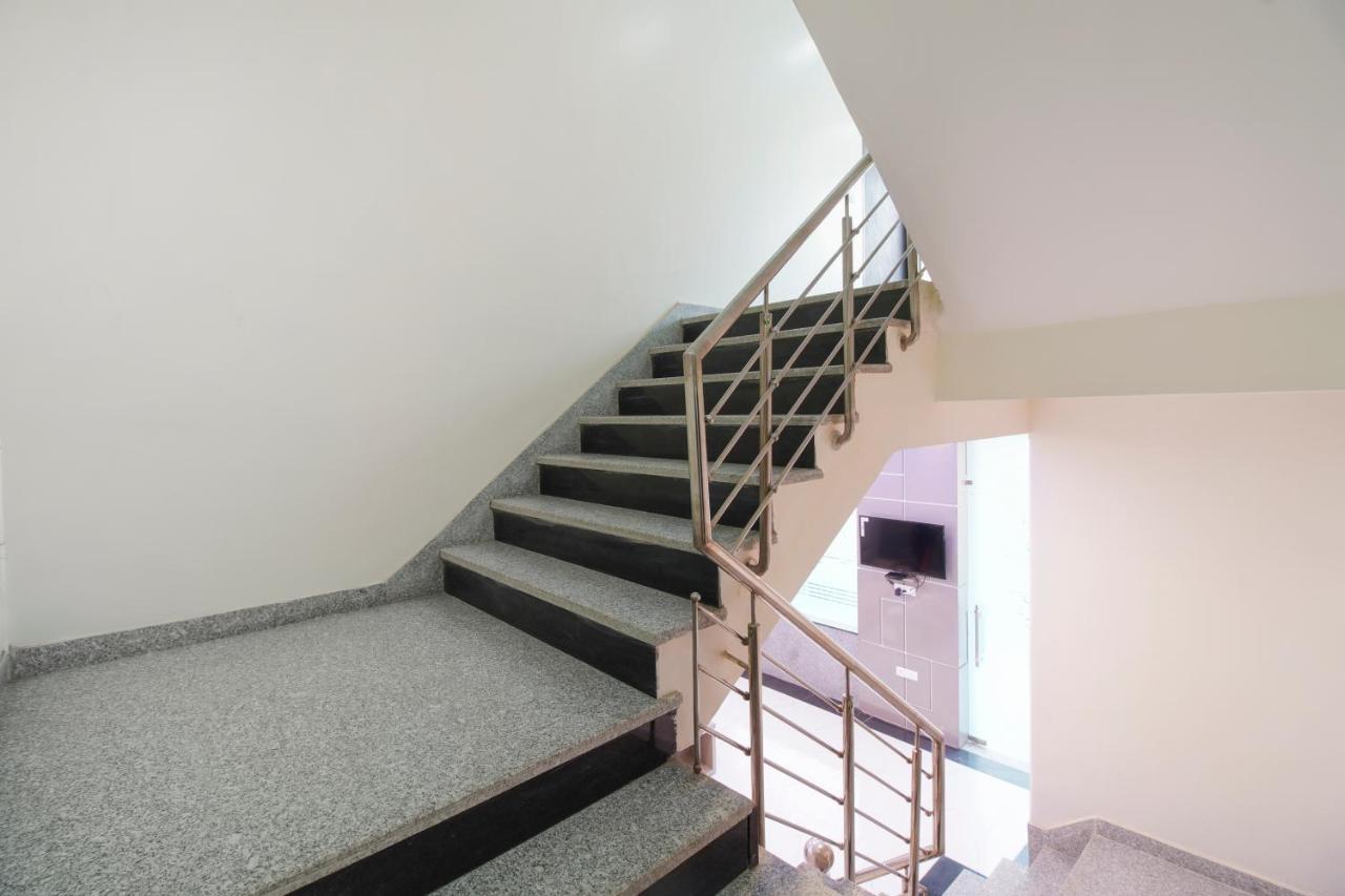 Hotel Classic Paradise New Delhi Extérieur photo